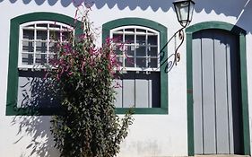 Flor De Lis Chales